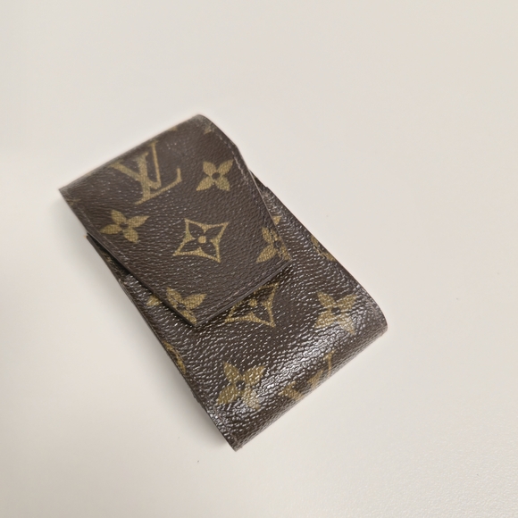 Louis Vuitton Monogram Etui Cigarette Holder - Picture 3 of 12